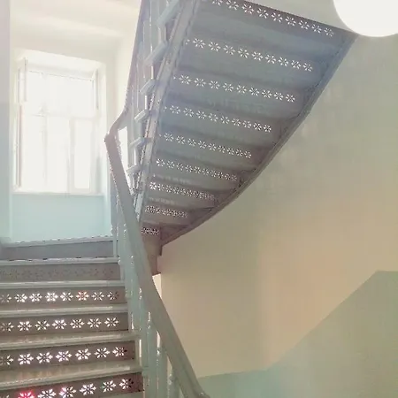 Sloneczna Kamienica *