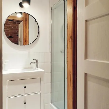 Sloneczna Kamienica アパート *